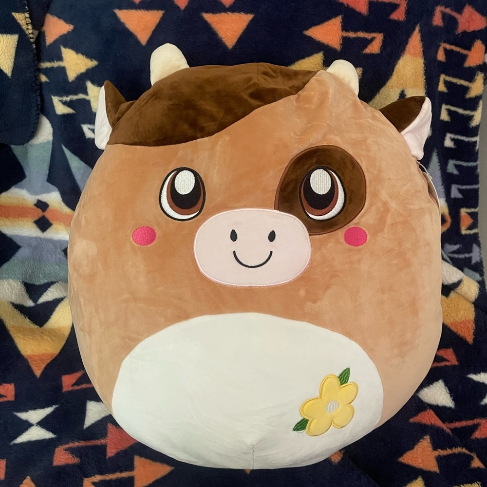 RARE Sage the Easter Cow Squishmallow- Canadian Exclusive with Tag.